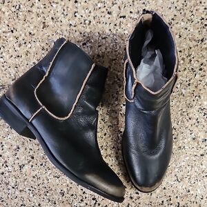 Mitisse Gentry Ankle Boots Women's 9.5 Distressed Leather